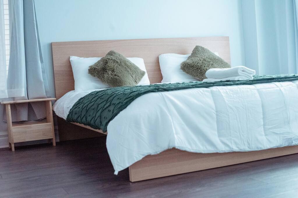 Spacieux Appartement De 3 Chambres Downtown Montreal Zewnętrze zdjęcie